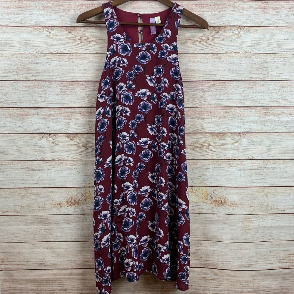 Alya • flowy dress with purple floral design dress